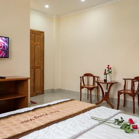 Sen Vang Ville Hotel דואונג דונג מראה חיצוני תמונה